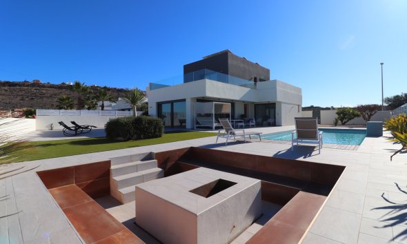 Villa / Casa - Reventa - Benimar - Benimar III