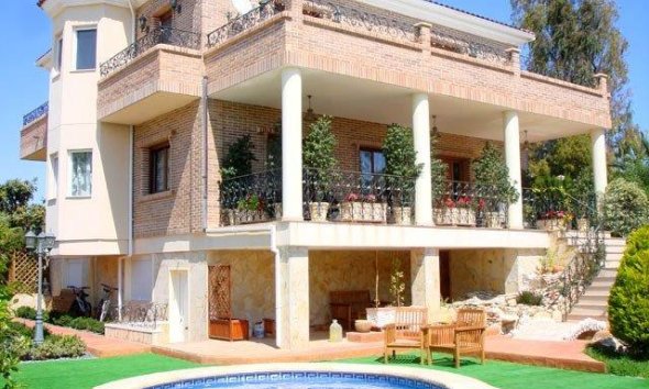 Villa / Casa - Reventa - Ciudad Quesada - Ciudad Quesada