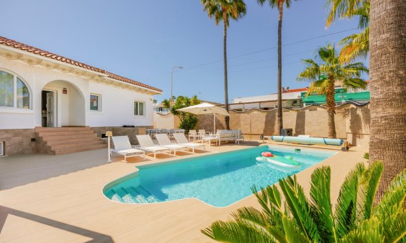 Villa / Casa - Reventa - Ciudad Quesada - Ciudad Quesada