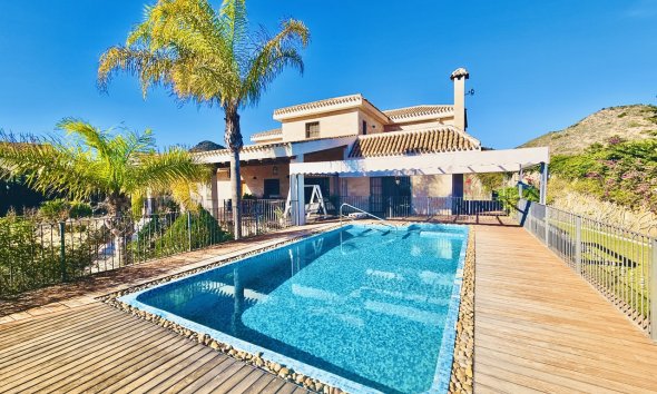 Villa / Casa - Reventa - La Manga del Mar Menor - La Manga del Mar Menor
