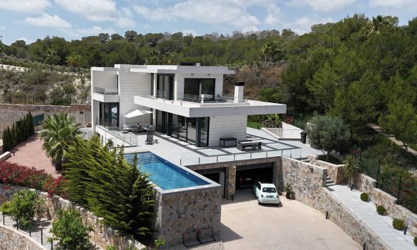Villa / Casa - Reventa - Orihuela Costa - Las Colinas Golf
