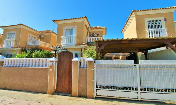 Villa / Casa - Reventa - Orihuela Costa - Playa Flamenca