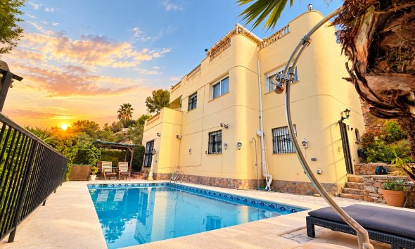 Villa / Casa - Reventa - Orihuela Costa - Villamartín