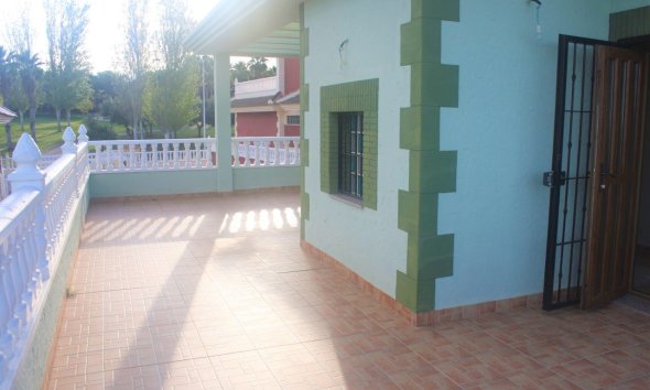 Villa / Casa - Reventa - Torrevieja - AA-57649
