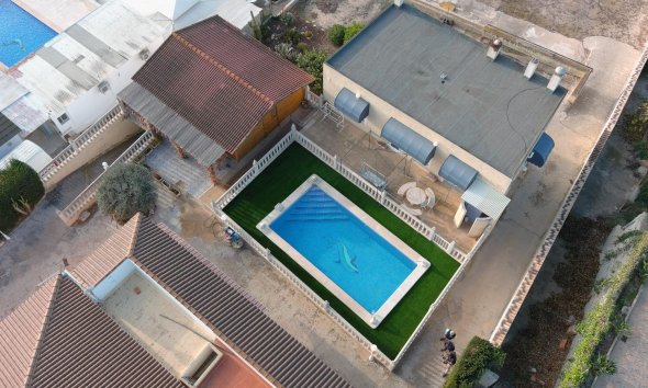 Villa / House - Resale - Albatera - Albatera