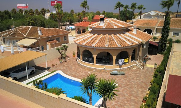 Villa / House - Resale - Benijofar - Monte Azul
