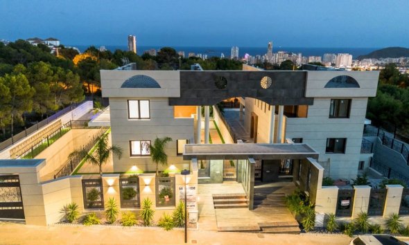 Villa / House - Resale - Finestrat - Finestrat
