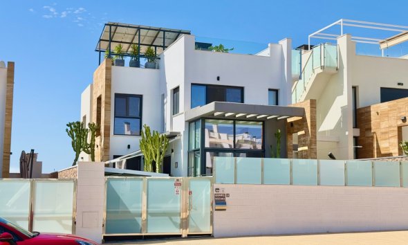 Villa / House - Resale - Orihuela Costa - Cabo Roig