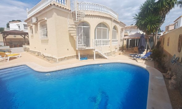 Villa / House - Resale - Orihuela Costa - El Presidente