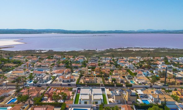 Villa / House - Resale - Torrevieja - Los Balcones