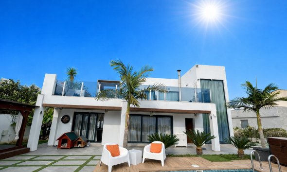 Villa / House - Resale - Torrevieja - Los Balcones