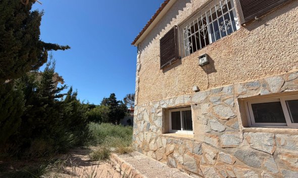 Villa / House - Resale - Torrevieja - Los Balcones