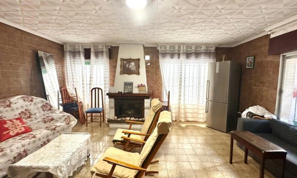 Villa / House - Resale - Torrevieja - Playa del Cura