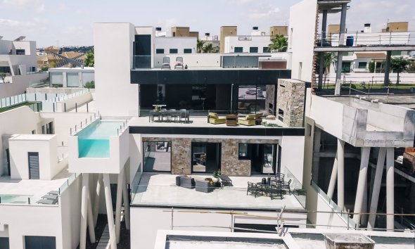 Villa - New Build - Rojales - NBMT-61858