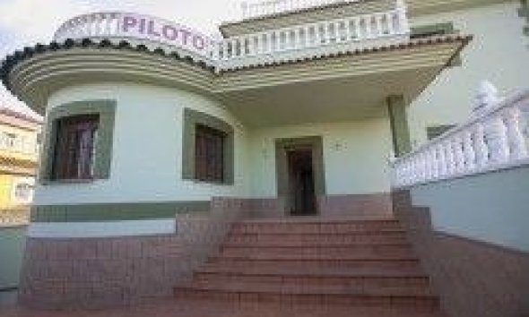 Villa - Obra nueva - ﻿Torrevieja (Alicante) - Torrevieja