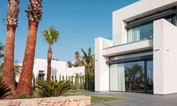 Villa - Obra nueva - La Manga del Mar Menor - La Manga Club