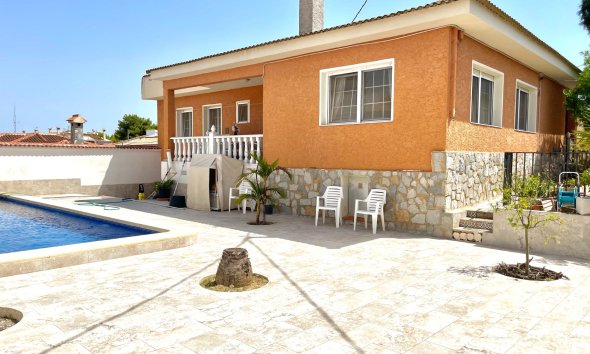 Villa - Resale - Benijofar - pueblo