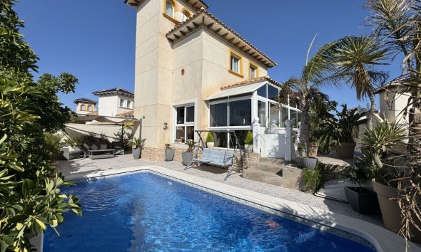 Villa - Resale - La Zenia - La Zenia