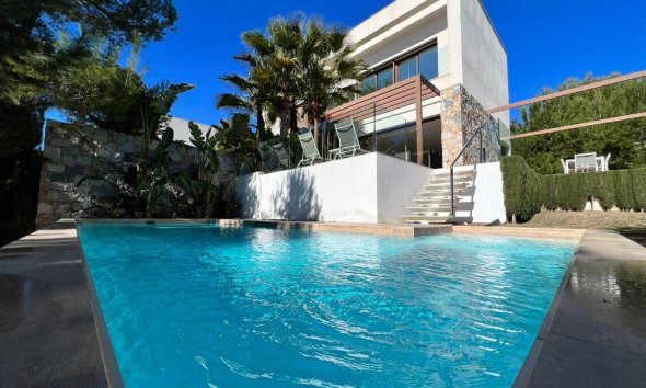 Villa - Resale - Las Colinas - Las Colinas Golf