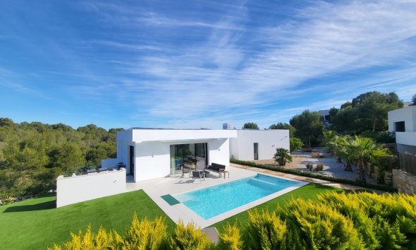 Villa - Resale - Las Colinas - Las Colinas Golf