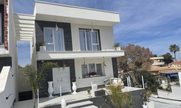 Villa - Resale - Los Balcones - Los Balcones