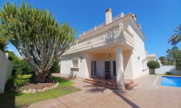 Villa - Resale - Orihuela Costa - AA-76167