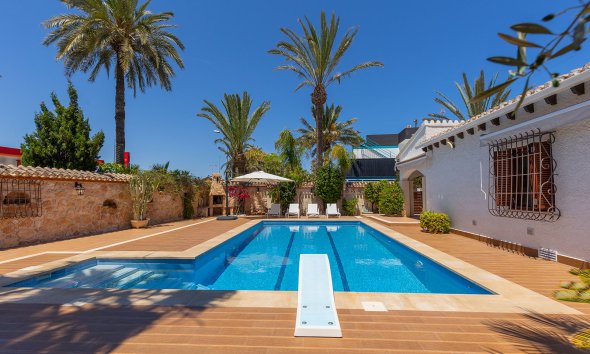 Villa - Resale - Orihuela Costa - GR-83716