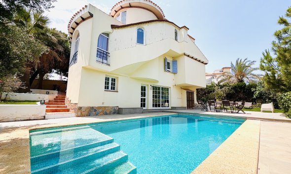 Villa - Resale - Orihuela Costa - La Zenia
