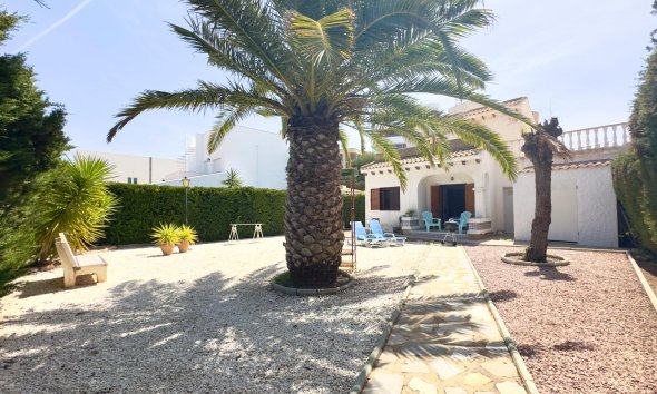 Villa - Resale - Orihuela Costa - La Zenia
