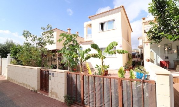 Villa - Resale - Orihuela Costa - Lomas de Cabo Roig