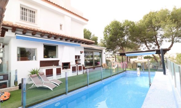 Villa - Resale - Orihuela Costa - MP-20593