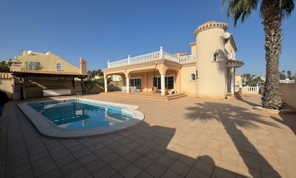 Villa - Resale - Orihuela Costa - Orihuela Costa