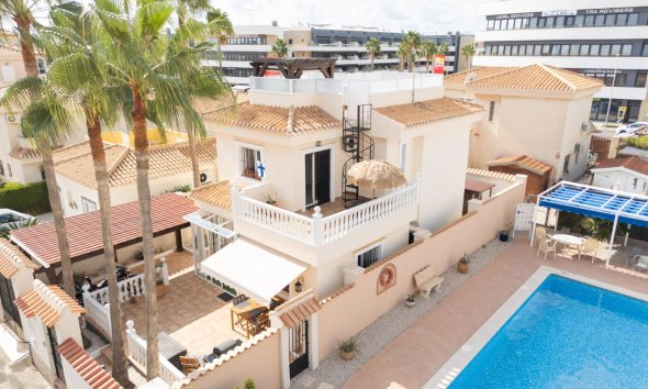 Villa - Resale - Orihuela Costa - Playa Flamenca