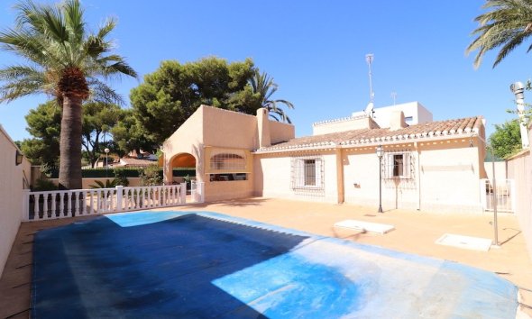 Villa - Resale - Orihuela Costa - Punta Prima