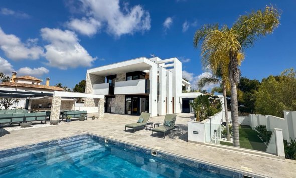 Villa - Resale - Orihuela Costa - Villamartin
