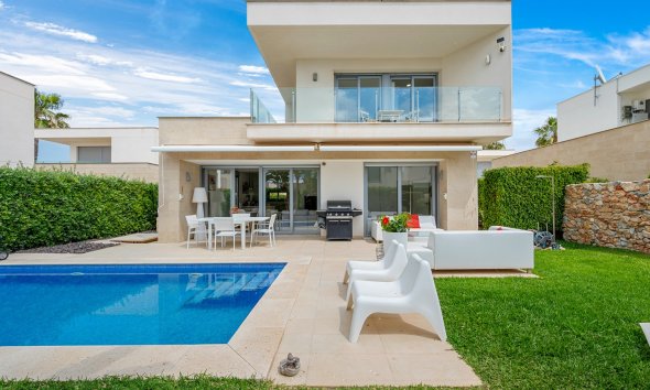 Villa - Resale - Orihuela Costa - Vistabella Golf