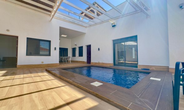 Villa - Resale - Pilar de la Horadada - Torre de la Horadada