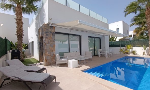 Villa - Resale - Santiago de la ribera - Dos mares