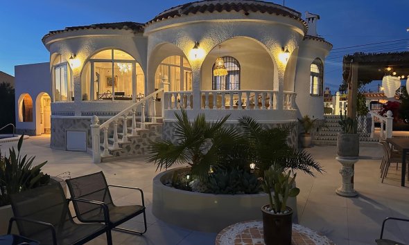 Villa - Resale - Torrevieja - Costa Blanca