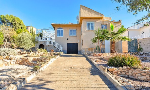 Villa - Resale - Torrevieja - Los Balcones