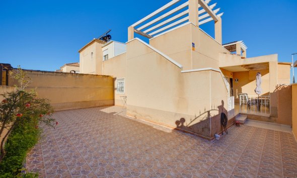 Villa - Resale - Torrevieja - Pueblo - Centro