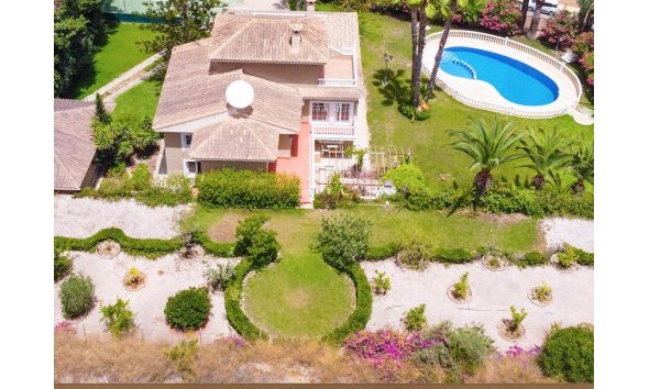 Villa - Resale - Villamartin - Villamartin