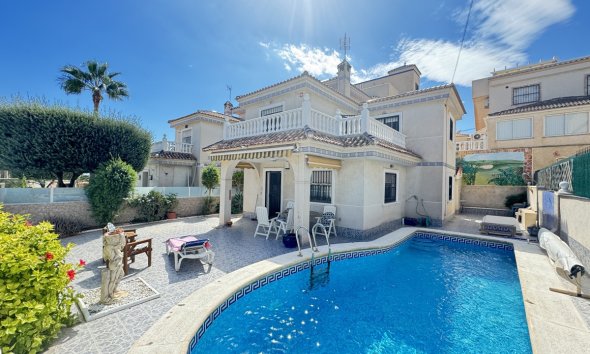 Villa - Resale - Villamartin - Villamartin