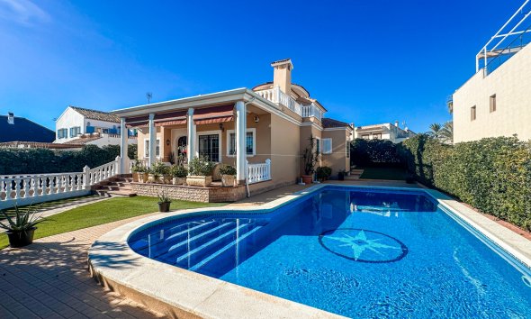 Villa - Reventa - La Mata - La Mata