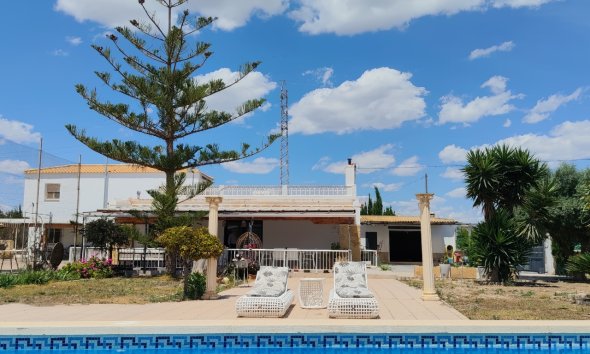 Villa - Reventa - Los Montesinos - Los Montesinos