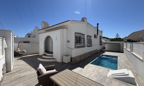 Villa - Reventa - Orihuela Costa - Blue Lagoon