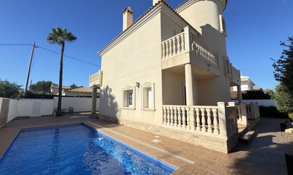 Villa - Reventa - Orihuela Costa - Cabo Roig