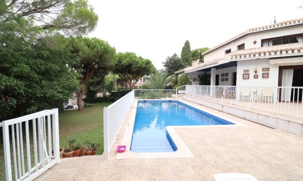 Villa - Reventa - Orihuela Costa - Campoamor