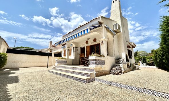 Villa - Reventa - Orihuela Costa - La Zenia