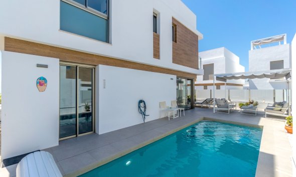 Villa - Reventa - Orihuela Costa - Villamartín